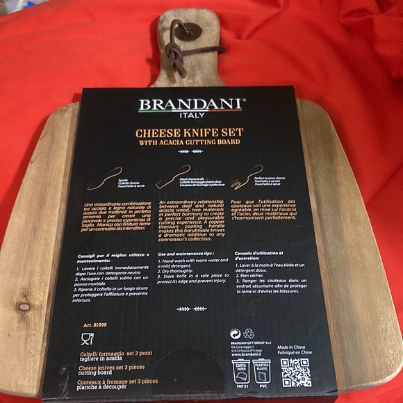 brandani Italy cheese knife set with Acacia cutting board - Picture 2 of 2